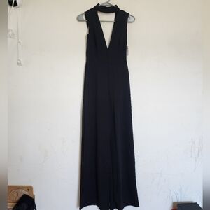 NWT Windsor Choker/ Vneck Wide-leg Jumpsuit in Black size Small